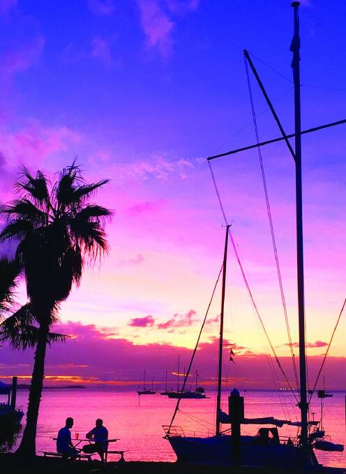 Little Ship Club visitors can kick back on the expansive lawns and enjoy the unsurpassed spectacle of the Club’s famous sunsets over the waters of Moreton Bay.