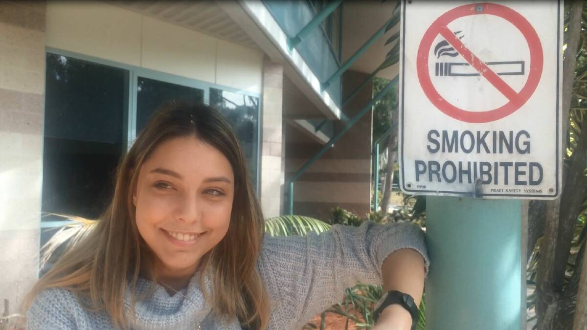 Alex Hills TAFE College hairdressing student Charmone Holiday says a blanket smoking ban on campus would not work. PHOTO: JUDITH KERR