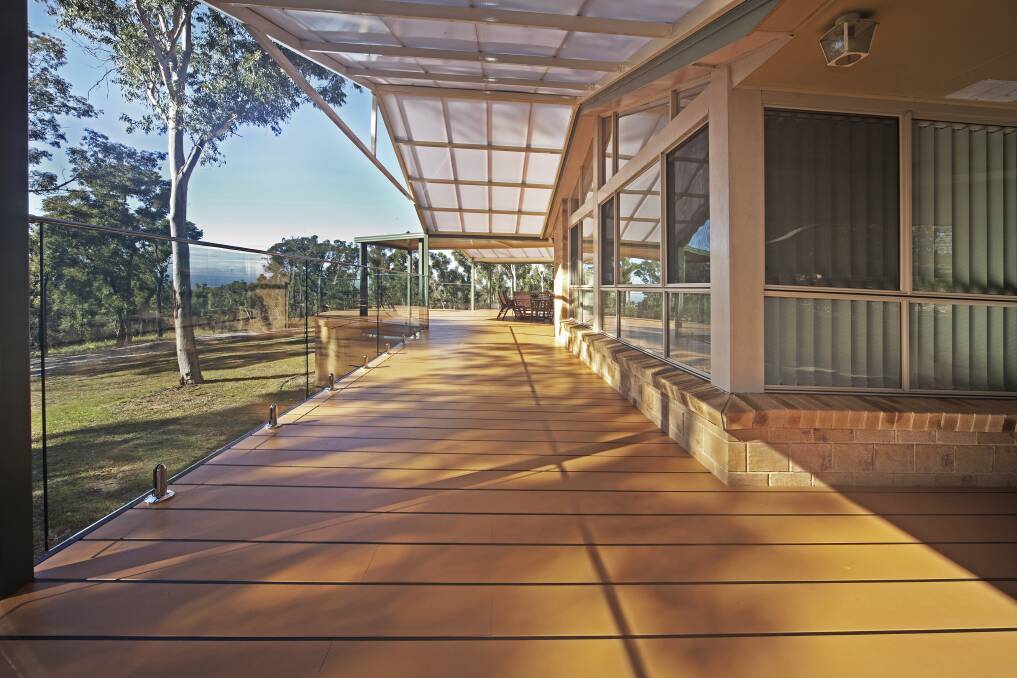 Since becoming a decking specialist, Dan Duffy of DJ Decks, Coffs Harbour says HardieDeck is his go-to choice. 