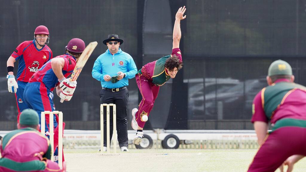 Pace attack: James Bazley send one down for Redlands on the weekend. Photos by Alan Minifie.