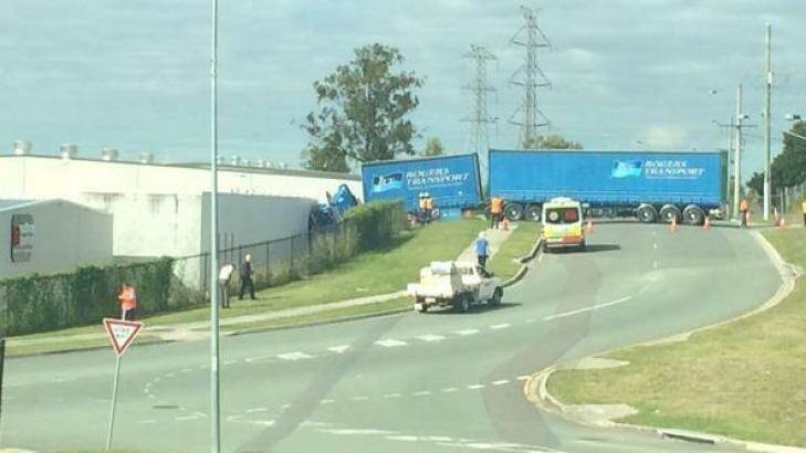An unoccupied truck has crashed into a warehouse in Brisbane's southwest Photo: Phill / Twitter