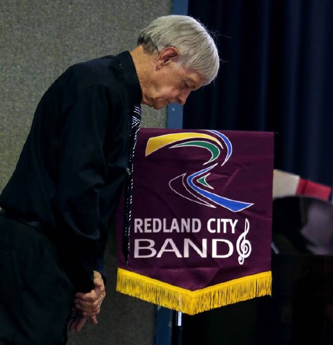 Redland City Band Concert @ Smith St Cleveland 12.10.15 pics by S-L Archer. Conductor John Allan.