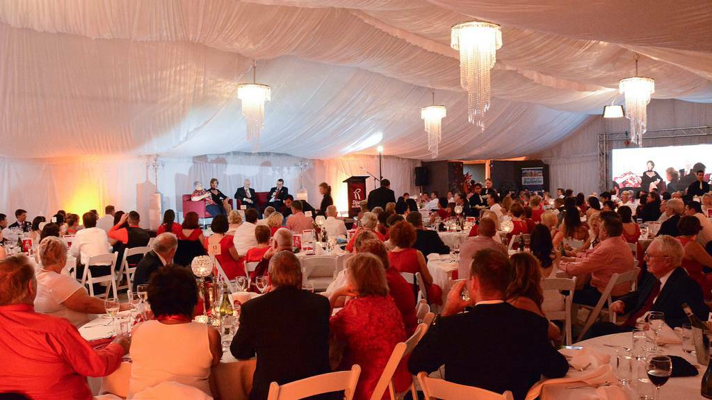 A dinner was held to raise funds for domestic violence victims and to raise awareness of the issue in Redland City. 
