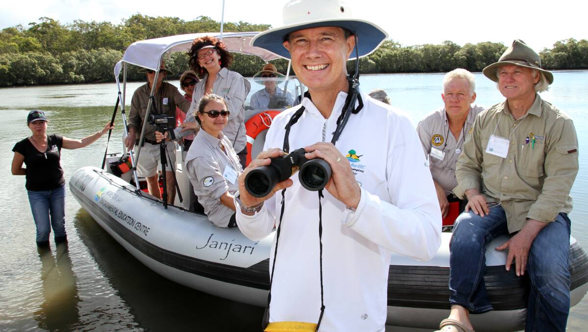 Healthy Waterways connect to your creek week-  Tim Roe from the Moreton Bay Environmental Education Centre skippers a boat full of people along Tingalpa Creek, Thorneside.
Photo by Chris McCormack