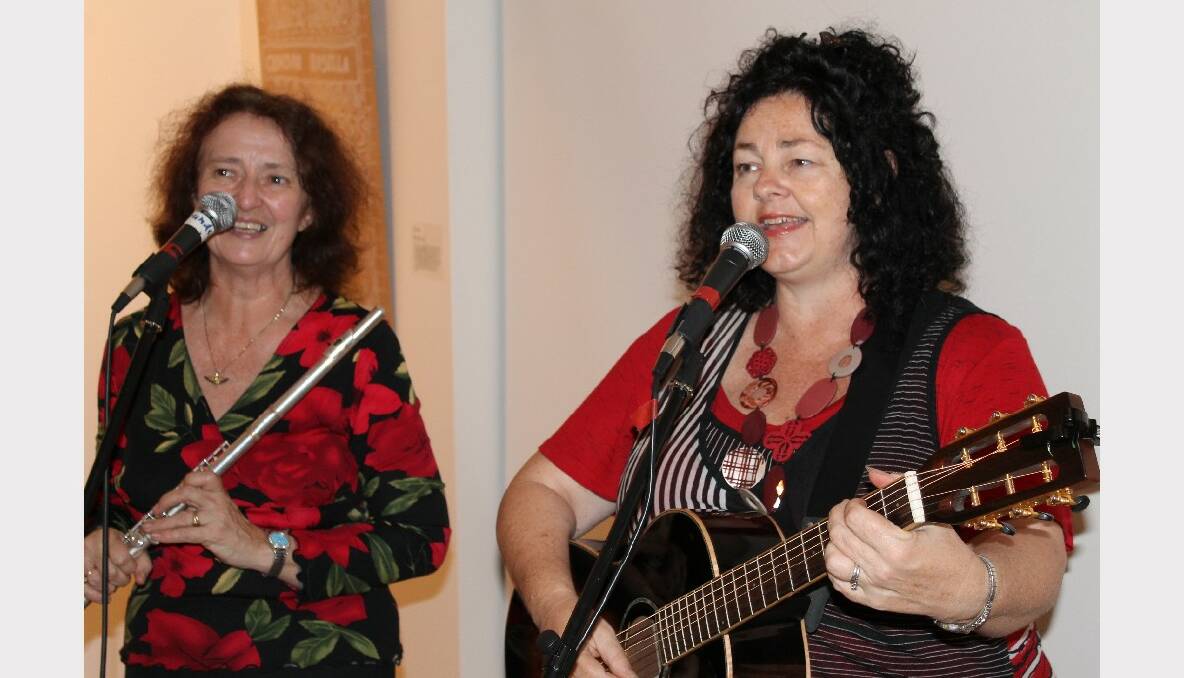 Vicki MacDonald and Julie Minto - Sassafras entertainers at the opening of the Redland Art Awards.