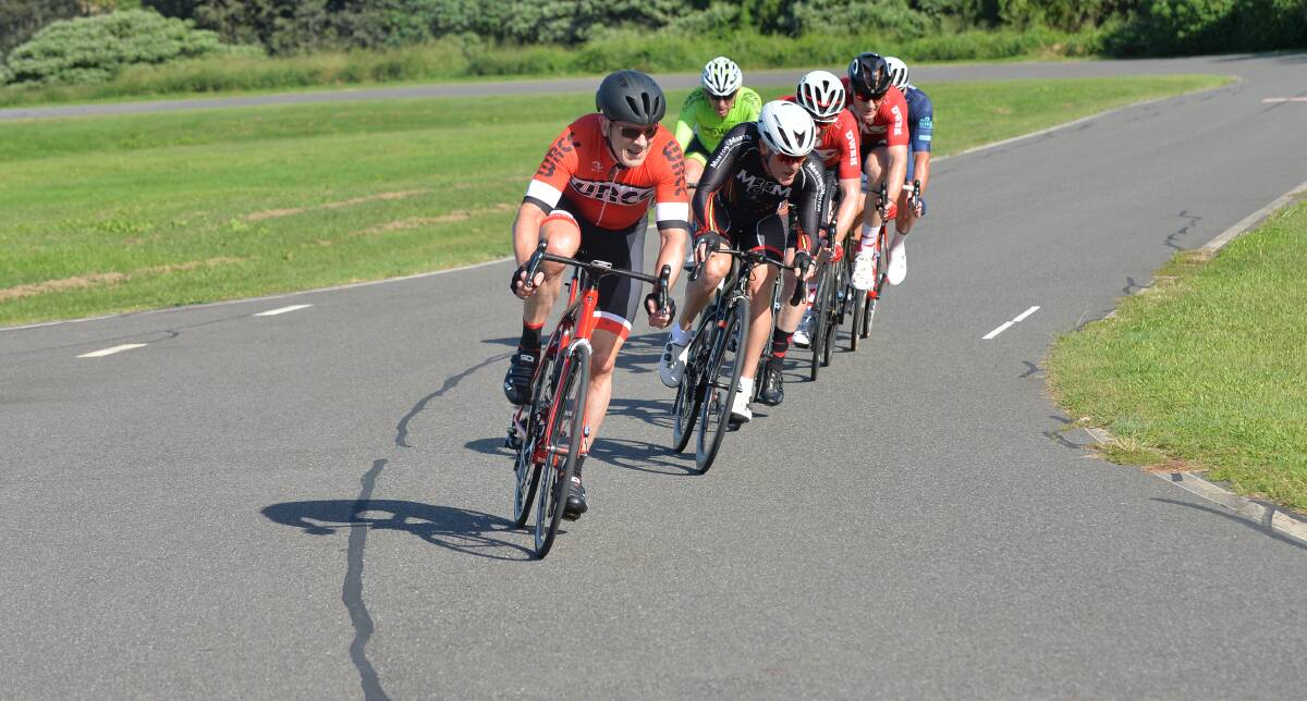 GOLD: Rob Cain leads the pack in the Masters Men's 6 race. Photo: Veloshotz