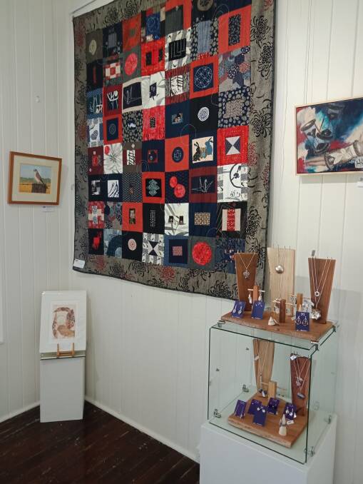 CHIKU CHIKU: Beverley Perels chiki chiku quilt is on show at the Old Schoolhouse Gallery.