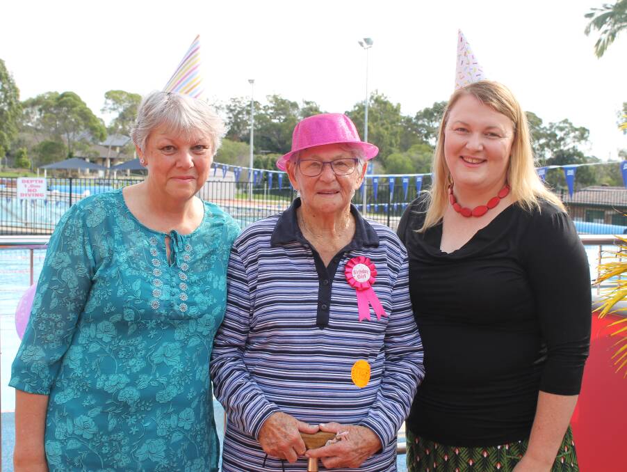 POOLSIDE PARTY: Win Collins (centre) celebrates her 90th birthday with her daughter Joy Devereux and grand-daughter Julianne Devereux. Photo: Cheryl Goodenough