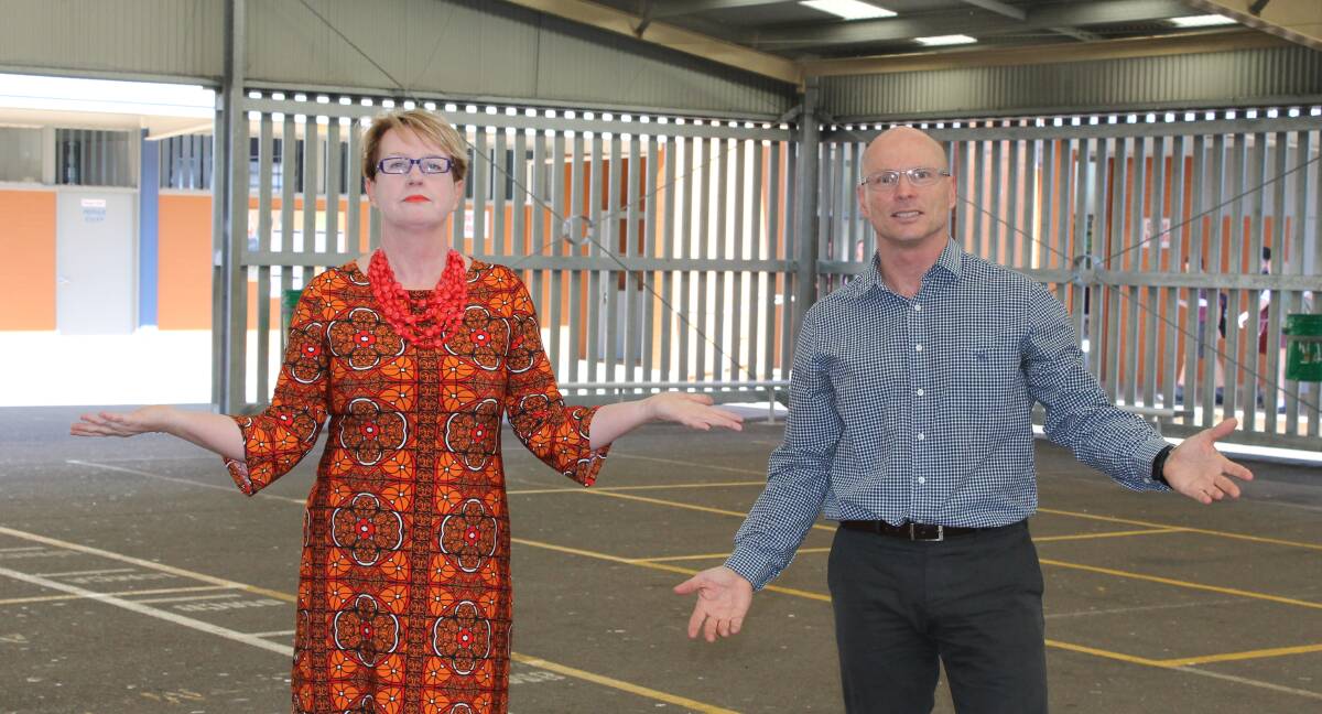 SCHOOL HALL APPEAL: Cleveland District State High School P&C project manager Lyndsay Byrne and president Brad Ward are campaigning for a multi-purpose hall for the school. Photo: Cheryl Goodenough