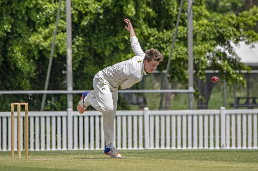 WIN WANTED: Chris Barker bowls for Redlands at the weekend. Photo: Doug O'Neil