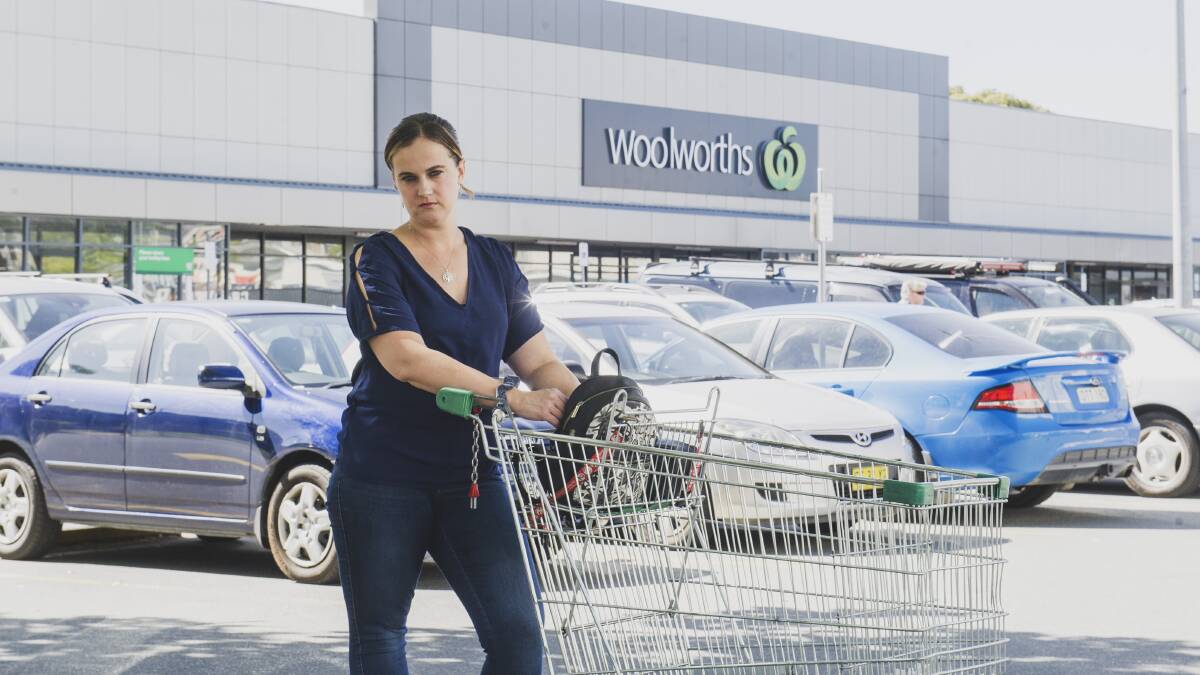 Claire Hooker is a mother of 9 children facing supermarket restrictions. Picture: Dion Georgopoulos