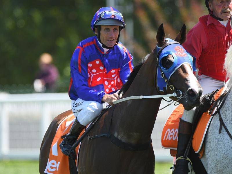 Damien Oliver has stretched a sequence of stakes wins into a fifth decade after a Caulfield success.