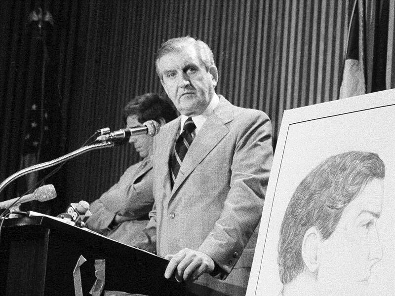 John Keenan, the New York City police chief who hunted the 'Son of Sam' killer in 1977, has died.