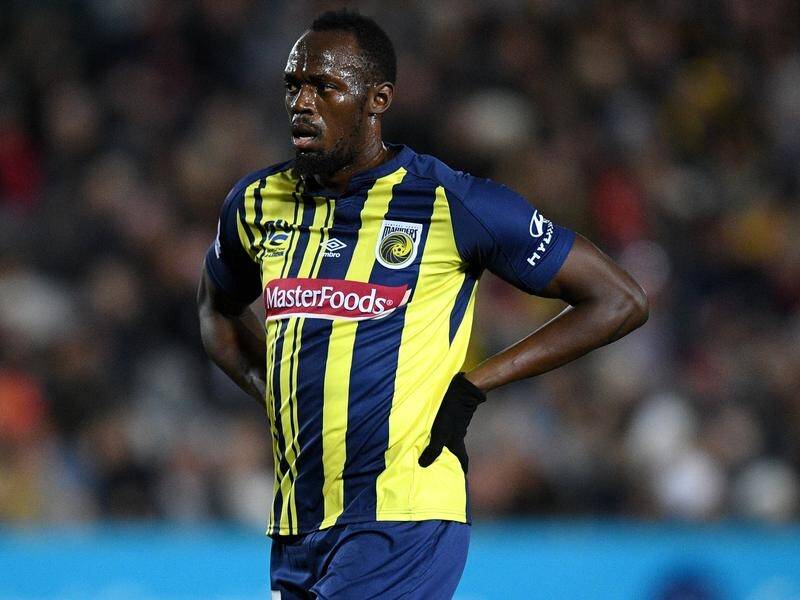 Usain Bolt had his first hit-out with the Central Coast Mariners against a Central Coast Select XI.