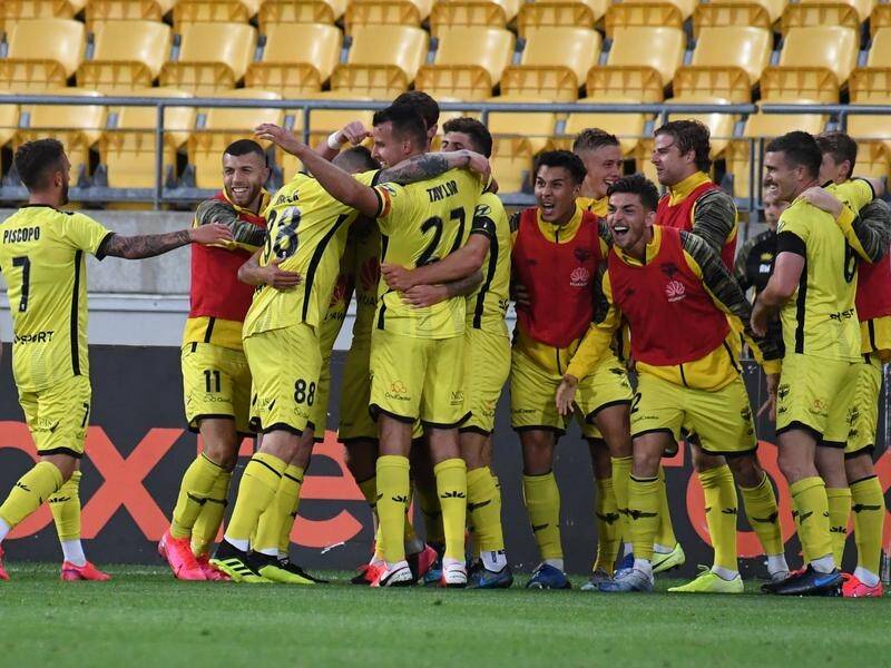 The Wellington Phoenix expect to bring a full-strength squad to Australia when the A-League resumes.