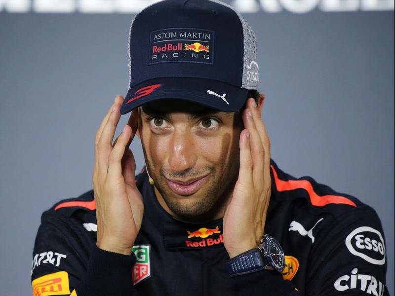 Australian F1 ace Daniel Ricciardo has been given an August deadline to re-sign with Red Bull.
