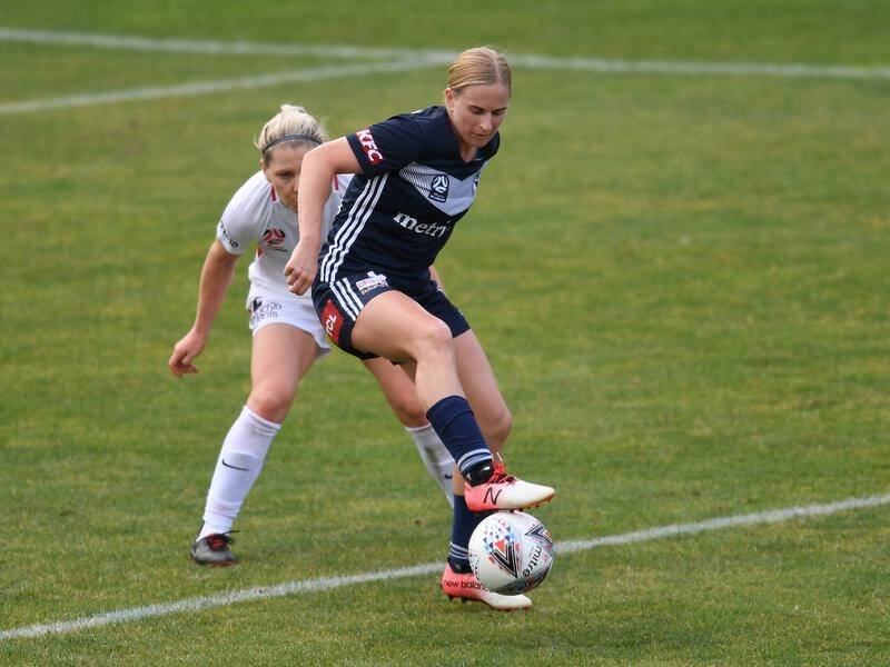 Melbourne Victory's Natasha Dowie says she's fallen in love with the club.