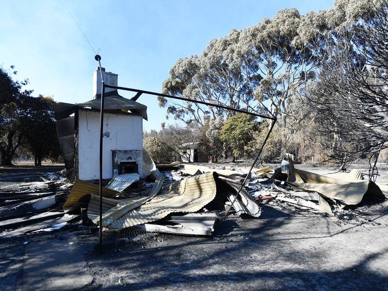 The South Australian government has started distributing $4.5 million raised for bushfire victims.