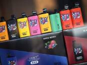 Australia's health ministers want the federal parliament to introduce proposed strong vaping laws. (Joel Carrett/AAP PHOTOS)