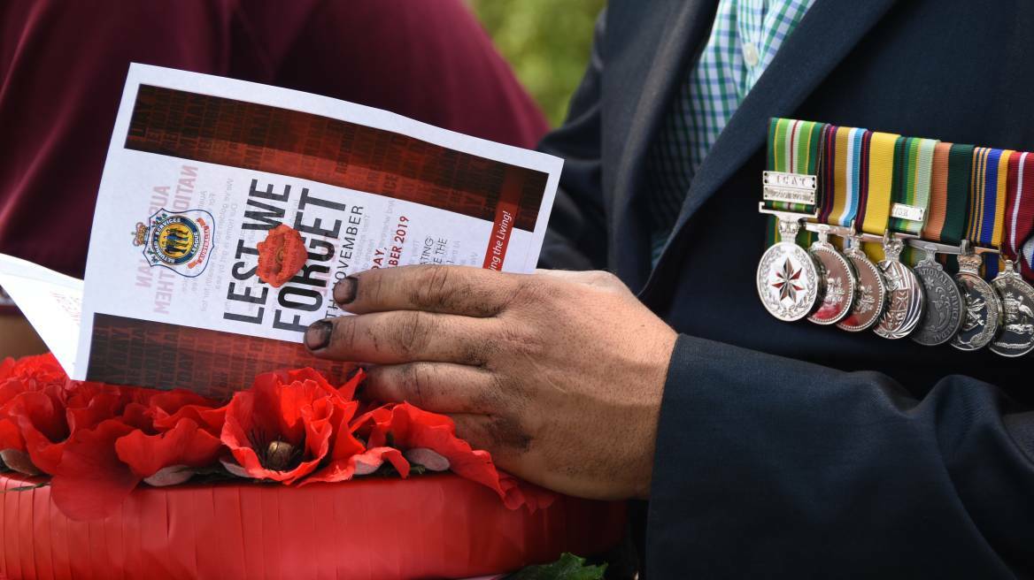 Lest We Forget: School kids will get resources to commemorate Remembrance Day. Photo: Matt McLennan