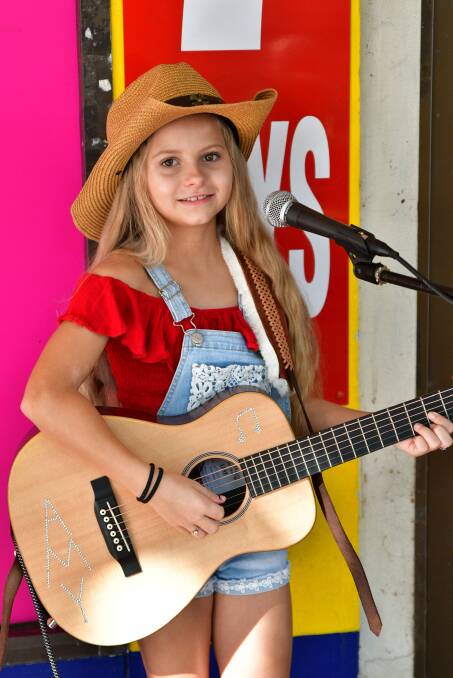 Amy Ryan is a future country music star.
