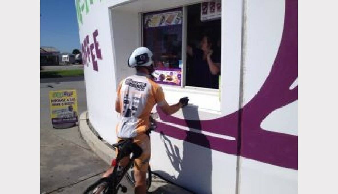 Reid's decided he needs some drive through coffee in Albany, and while he's at it, some Buzz Balls. Whilst ordering he's said, 'I dont know why I'm so tired'. Um Reid have you blocked the last 3 weeks out 135km in, 250 to go.