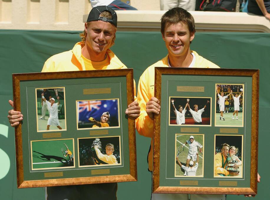 2005: Lleyon Hewitt is presented with an award for the most singles matches won in the Davis Cup. Photo by Robert Cianflone/Getty Images